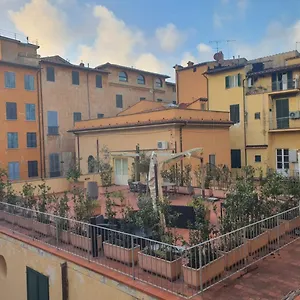  Apartamento Mossotti Street